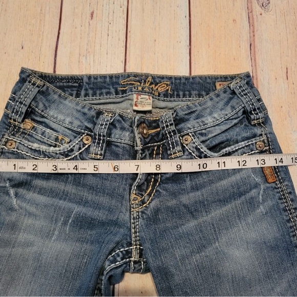 Silver Blue Cotton Blend Distressed Pioneer Bootcut Denim Jeans Size 25x31 - Picture 2 of 4